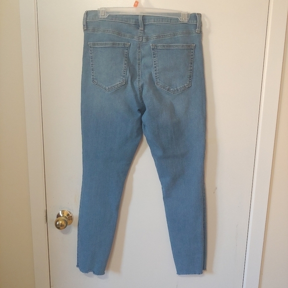 GAP true skinny jeans size 10/30 - Picture 4 of 8